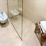 Luxury In Nature With Pool & Gym Apartman