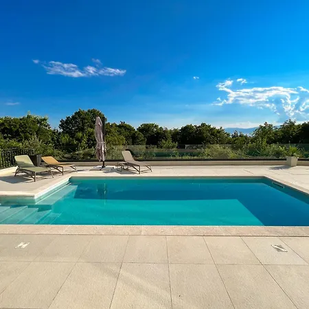 Luxury In Nature With Pool & Gym * Kostrena